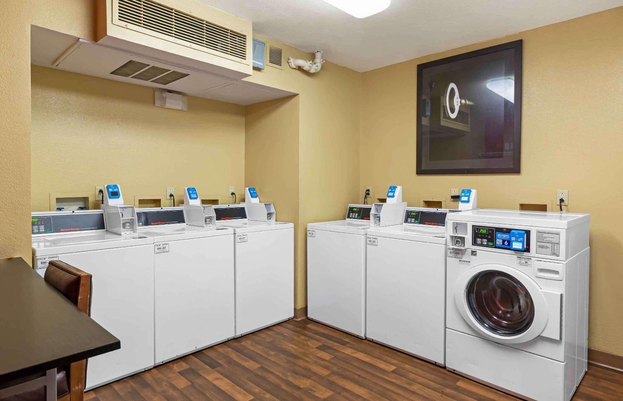 Extended Stay America Suites - North Chesterfield - Arboretum Richmond Exteriör bild