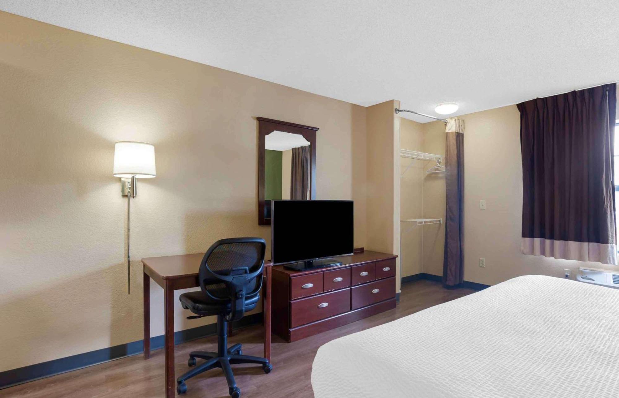 Extended Stay America Suites - North Chesterfield - Arboretum Richmond Exteriör bild