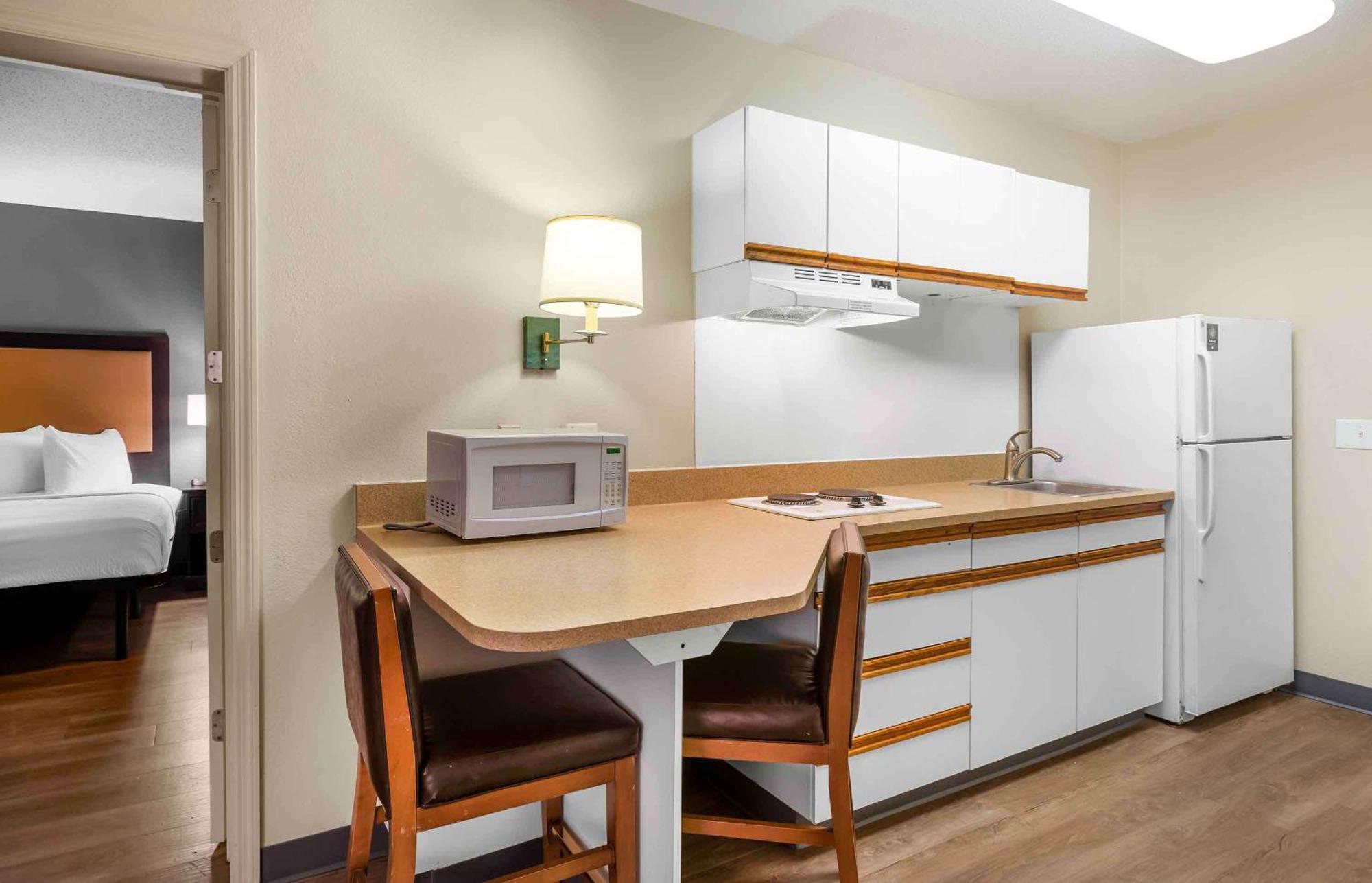 Extended Stay America Suites - North Chesterfield - Arboretum Richmond Exteriör bild