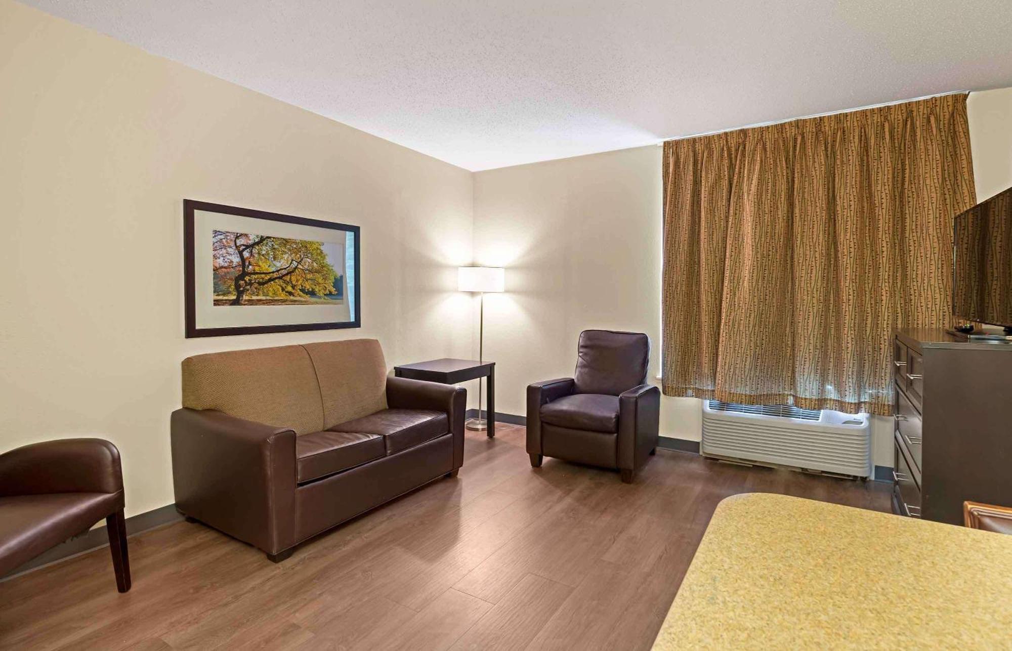 Extended Stay America Suites - North Chesterfield - Arboretum Richmond Exteriör bild