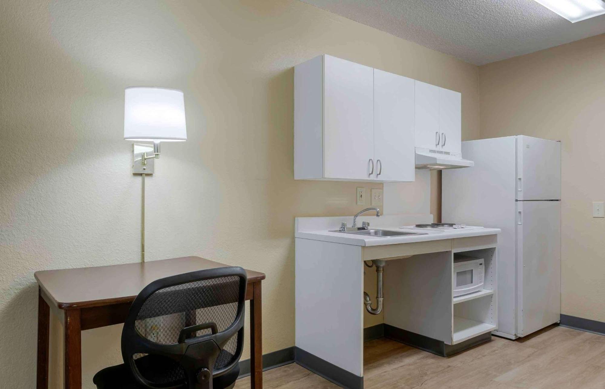 Extended Stay America Suites - North Chesterfield - Arboretum Richmond Exteriör bild
