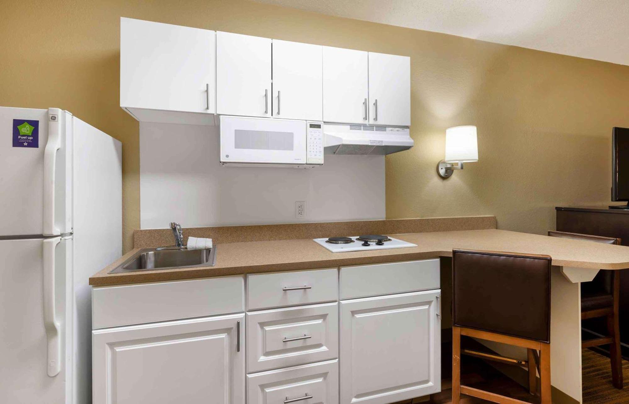 Extended Stay America Suites - North Chesterfield - Arboretum Richmond Exteriör bild