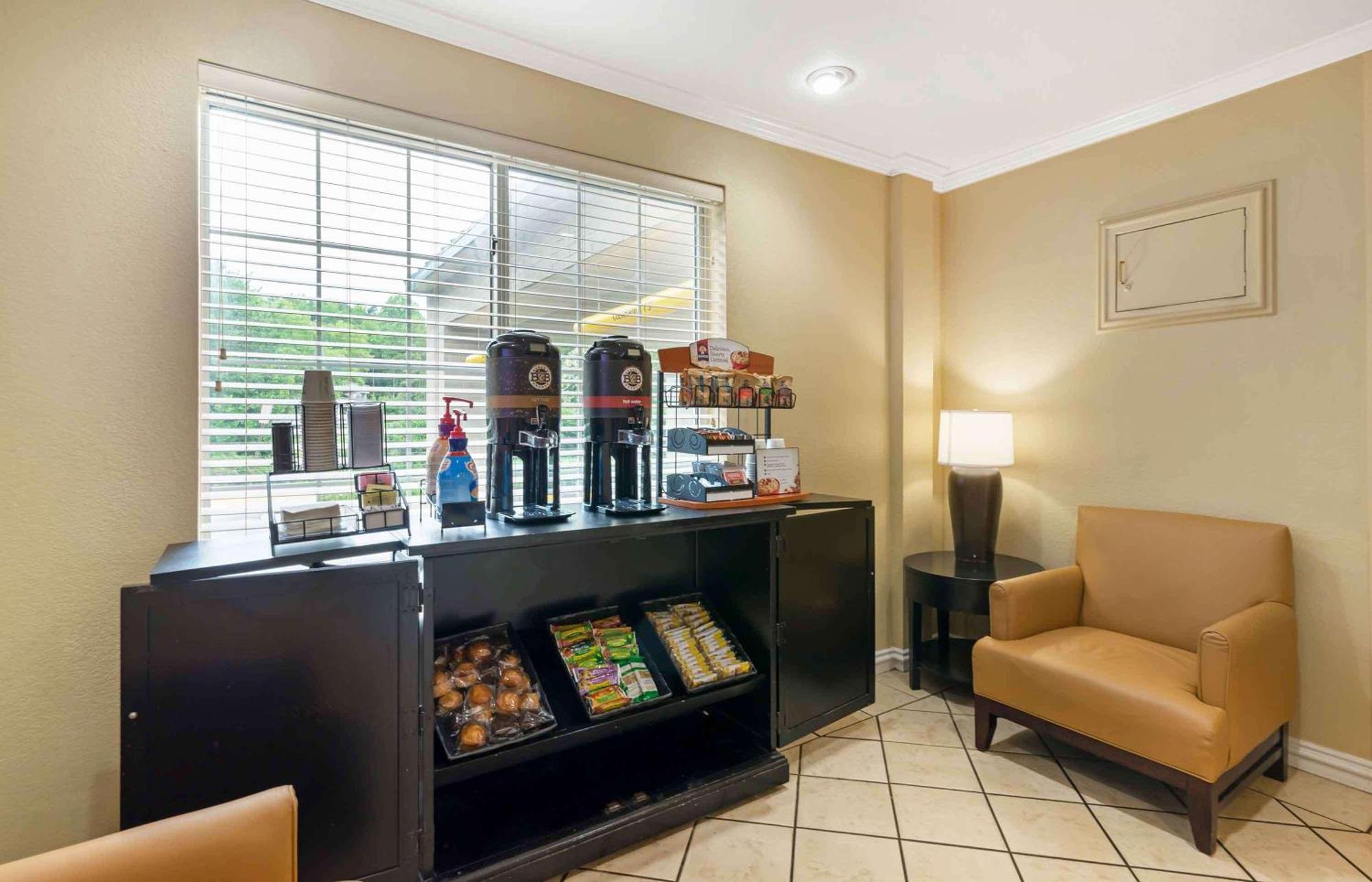 Extended Stay America Suites - North Chesterfield - Arboretum Richmond Exteriör bild